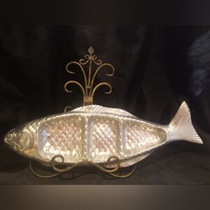 Magnificent Gorgeous stunning serving dish